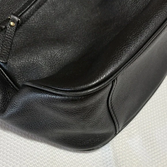 Kate Spade Black Pebbled Leather Shoulder Bag and crossbody